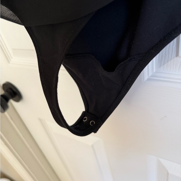 Abercrombie & Fitch Black Draped Bodysuit - Picture 5 of 5